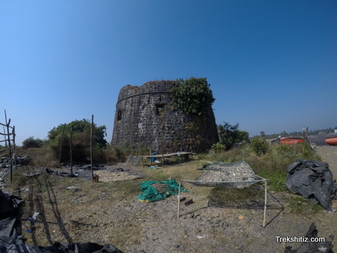 Bastion at the end of island, Arnala