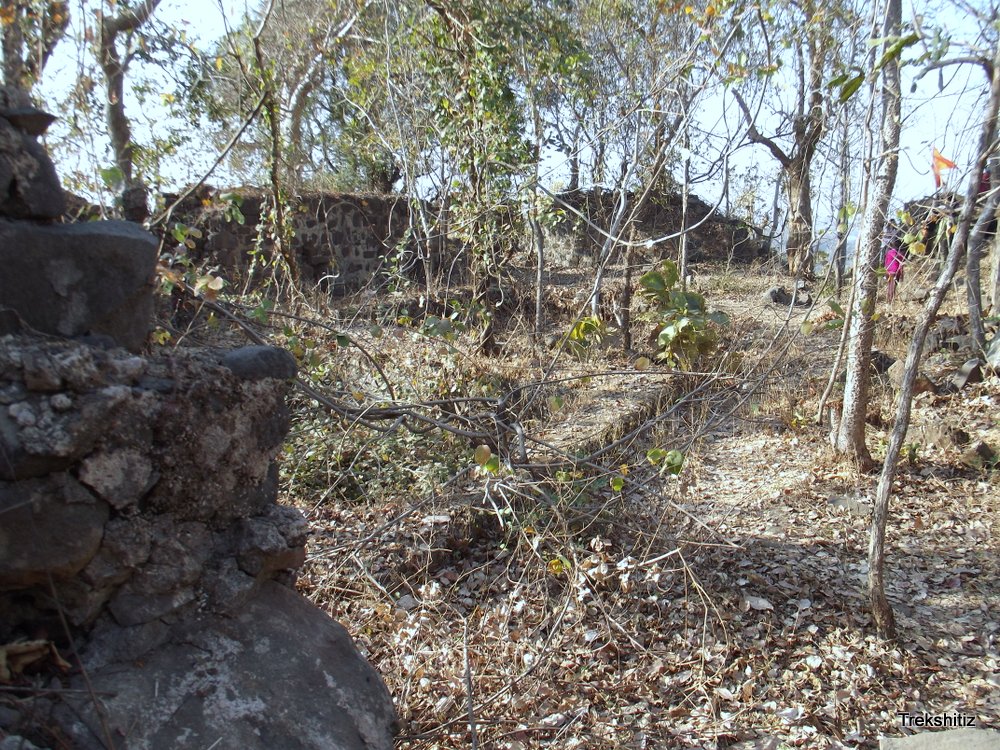 Ballalgad remains of fortification