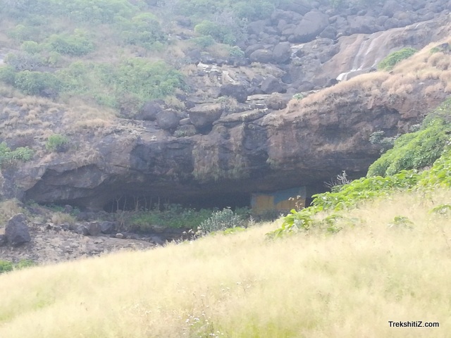 Cave in route to  Dhakoba