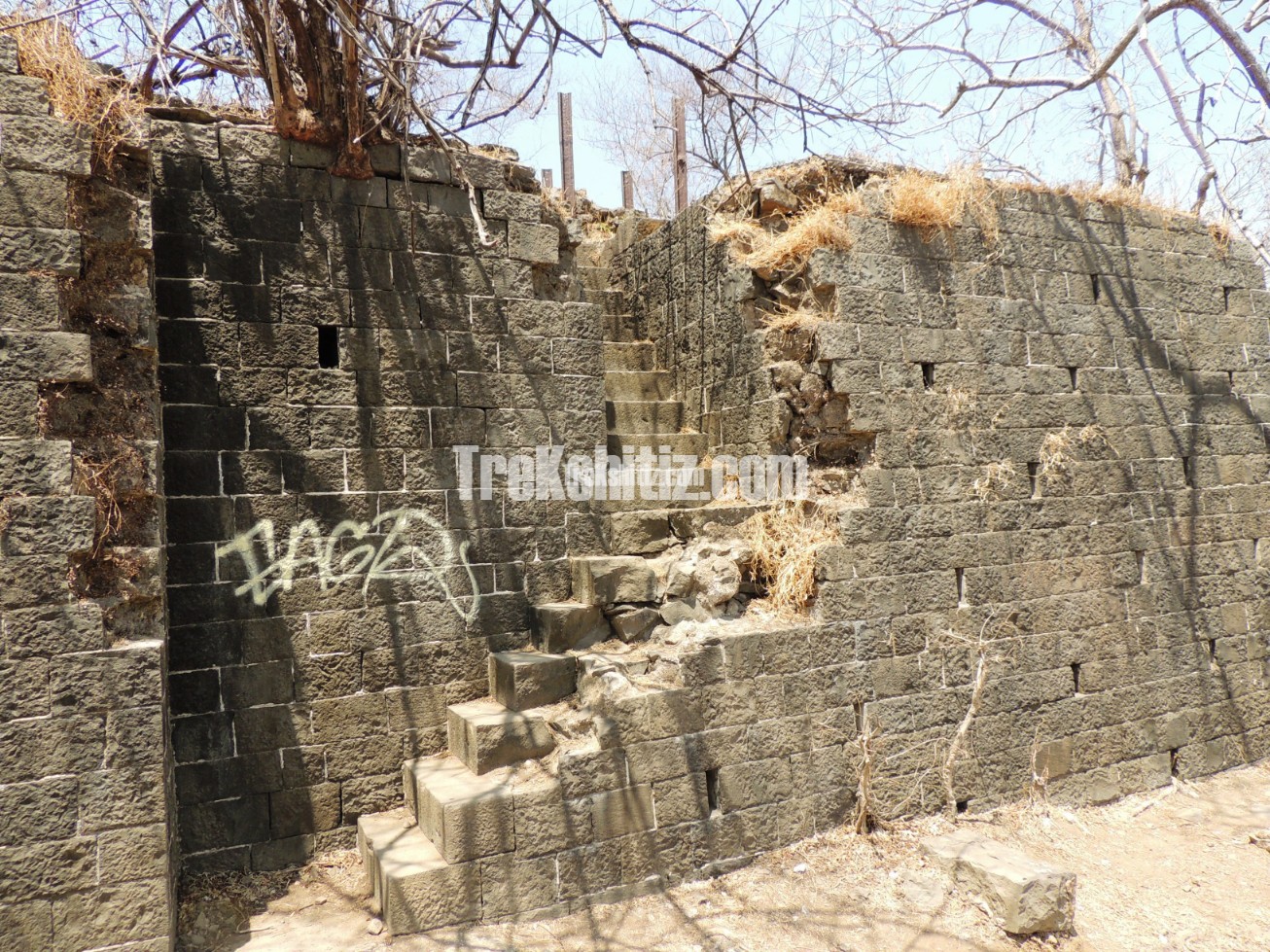 Remains of structure at Gharapuri Fort