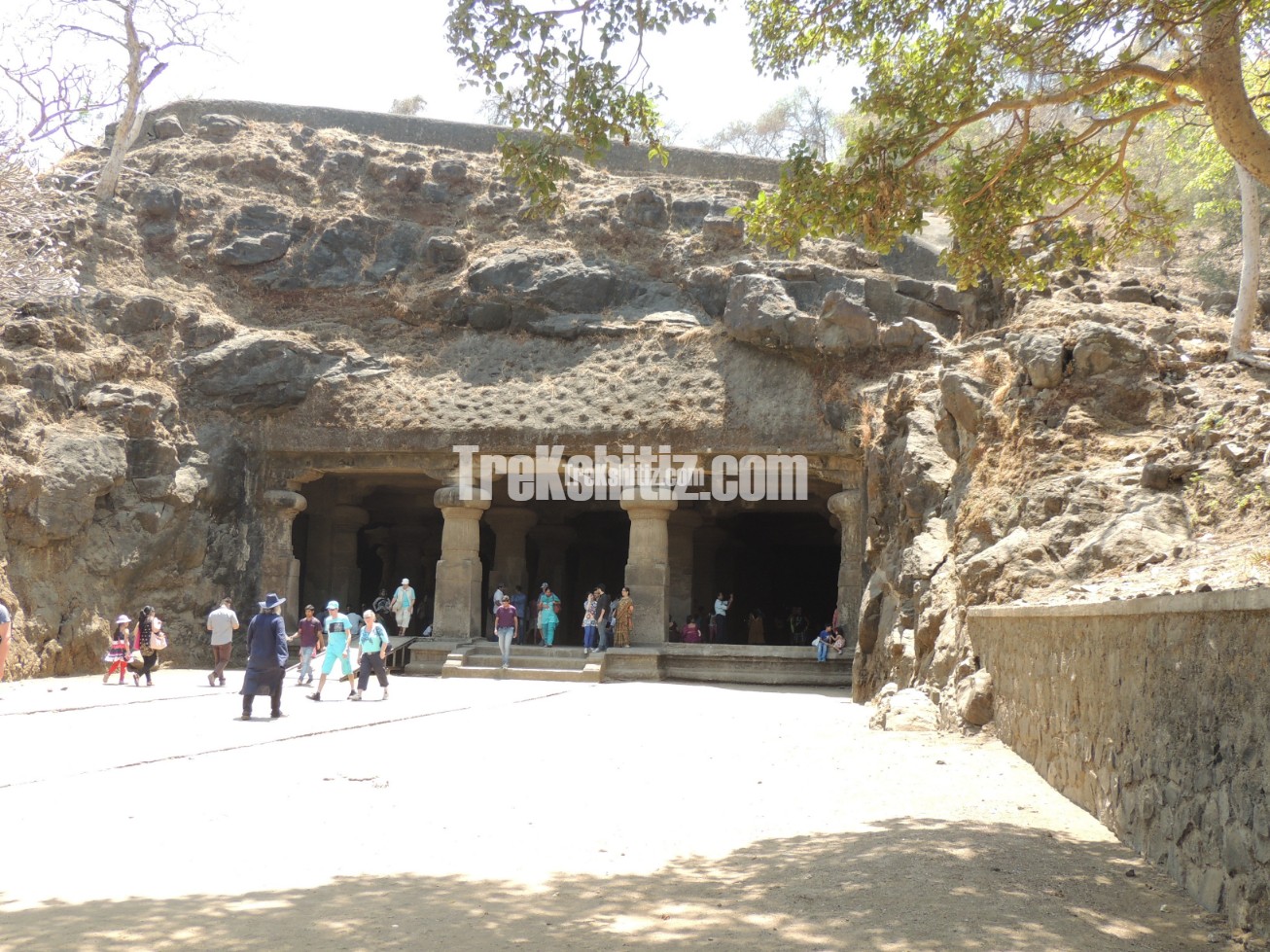 Gharapuri Caves