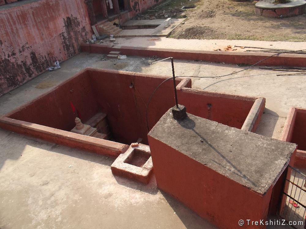 Bhuyari Mandir at Nagardhan Fort