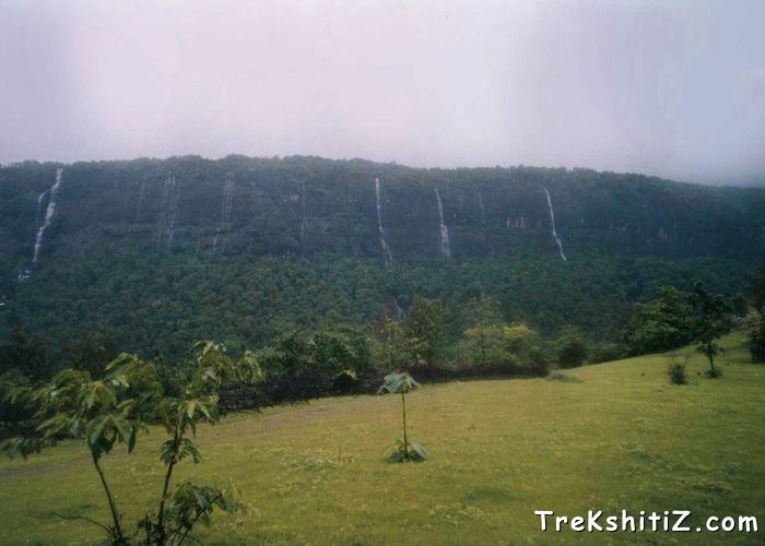 A beautiful waterfall on the way of Bhimashankar
