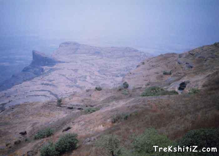 Plateau of Naneghat from top of Jivdhan Fort.