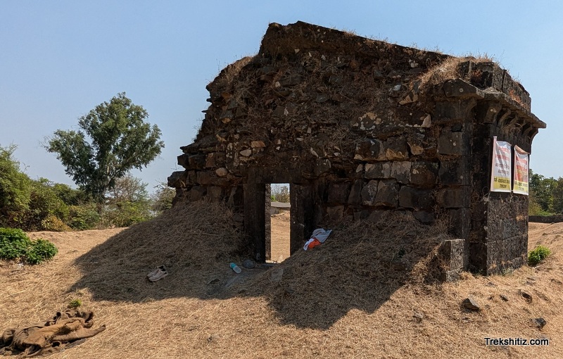 Wada Gate, Pawangad
