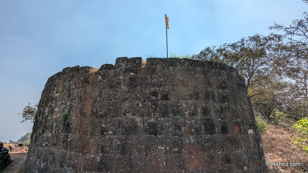 Yashwant Buruj, Pawangad