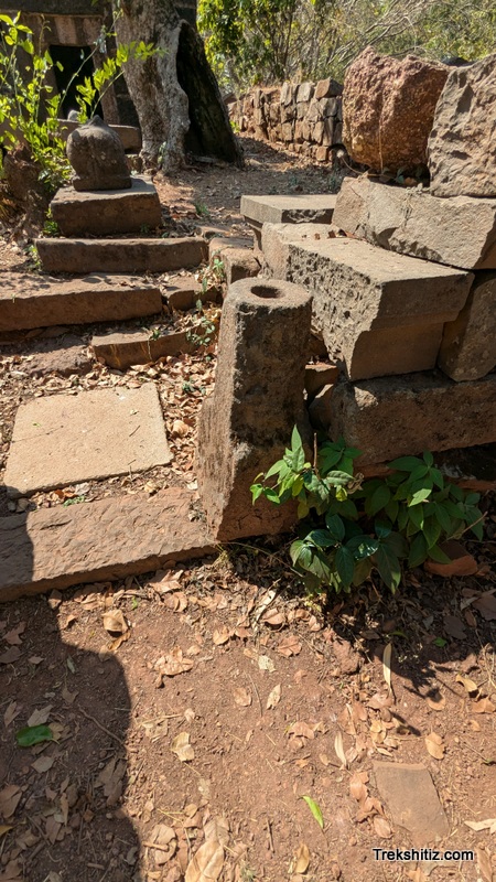 Narsinha Mandir, Pawangad