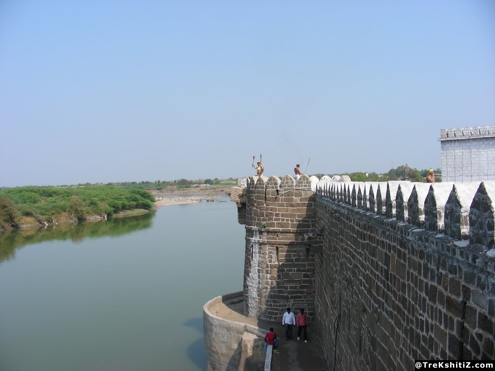 Akluj Fort