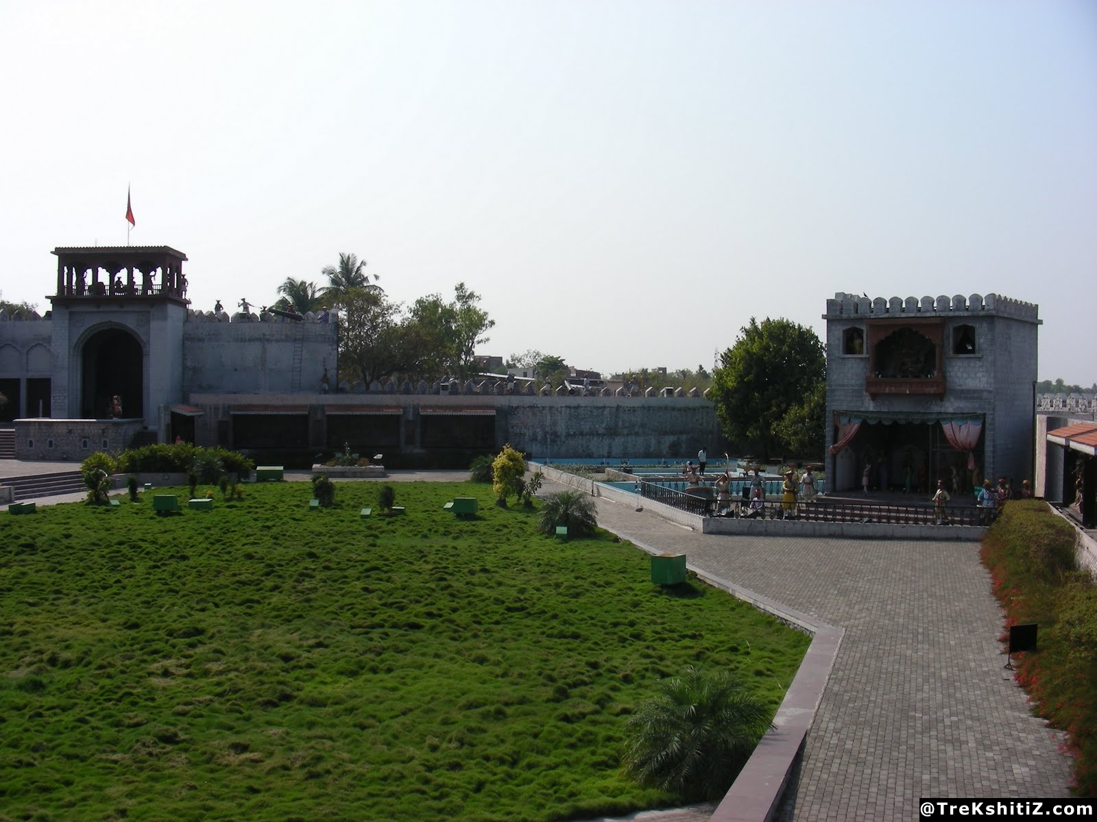 Akluj Fort