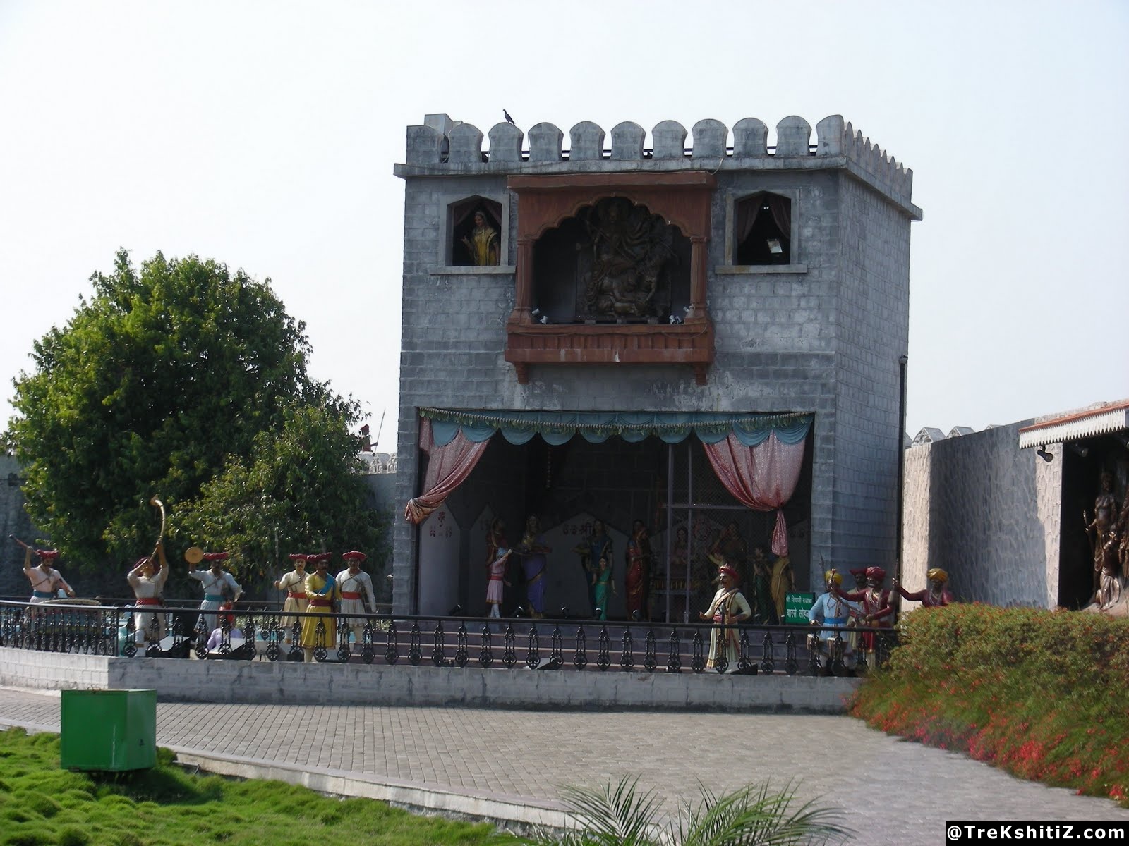 Akluj Fort