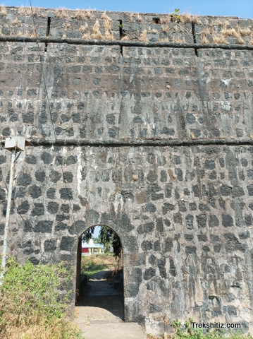 Secret Door, Arnala