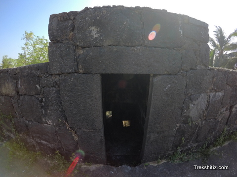 Shelter room for solders, Arnala