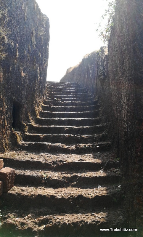Steps to Entrance Dategad