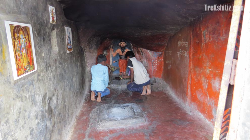 Kanifnath Guha
