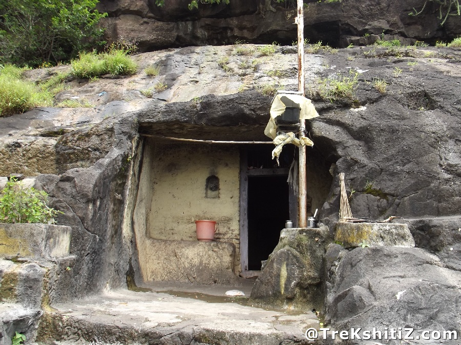 Induri Fort (Gadhi)