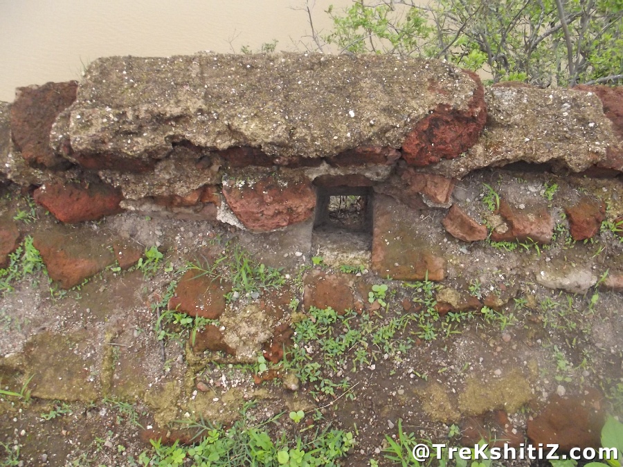 Induri Fort (Gadhi)