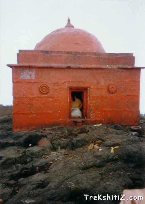 Kalsubai Madir on Kalsubai.