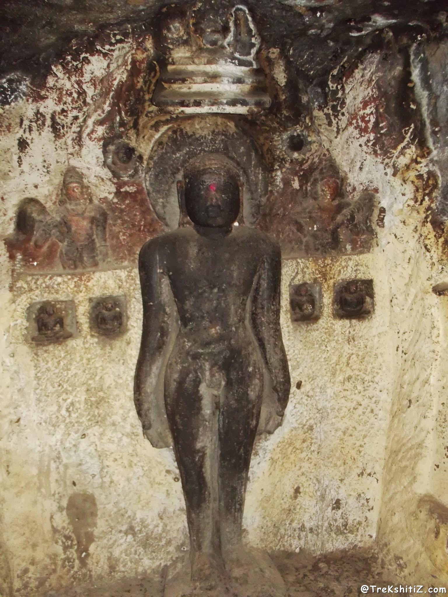 Gomteshwar inside  Nagarjun Kothadi Leni (Cave), Kanhergad, Chalisgoan