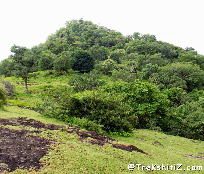 kanhergad matha (top) from Machi
