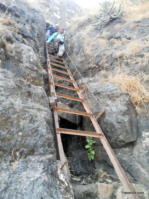 Kavnai ladder