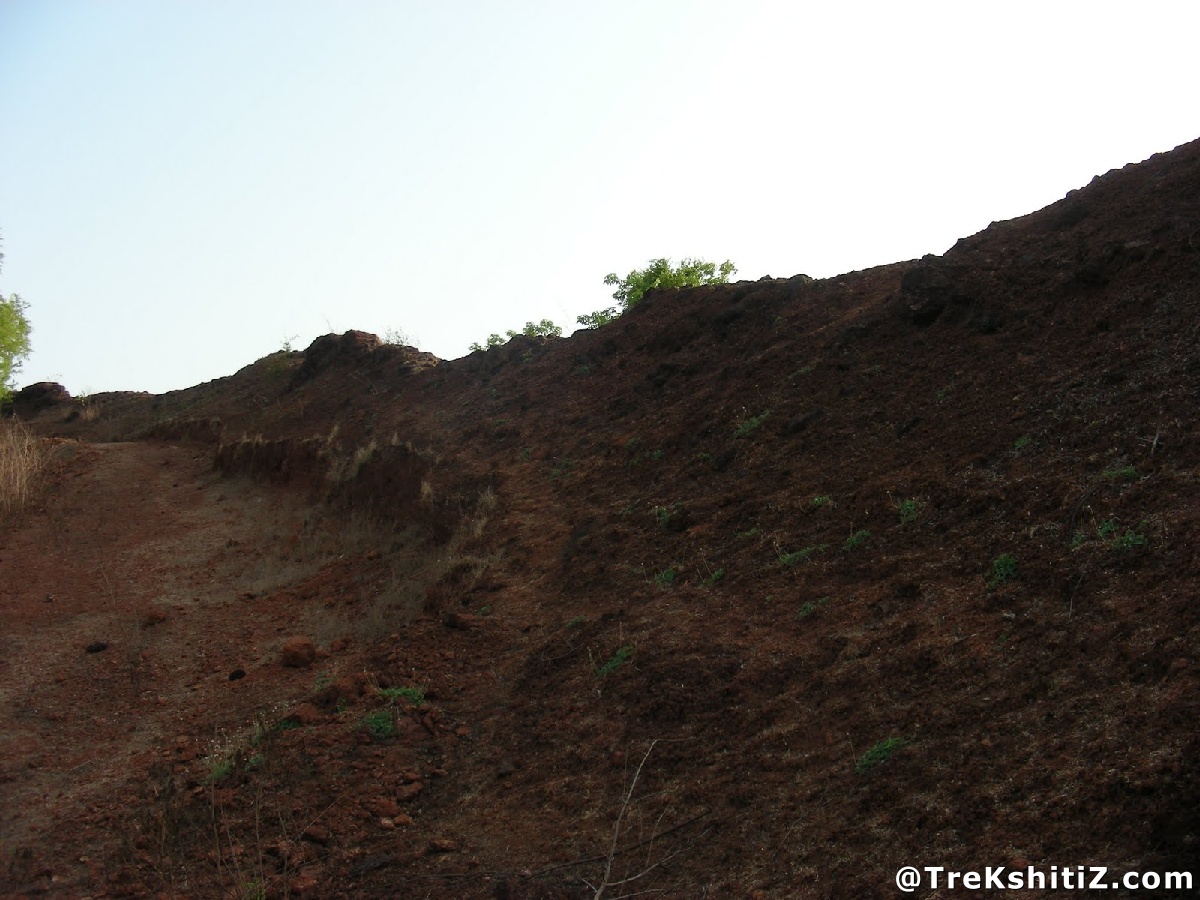 Kharepatan fort