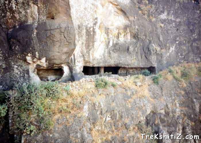 Caves on Mulher