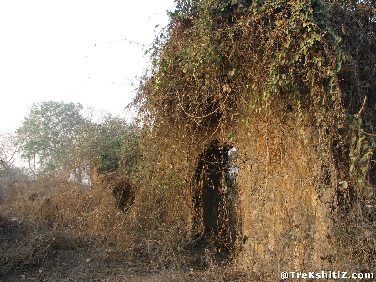 Nagla bunder Fort