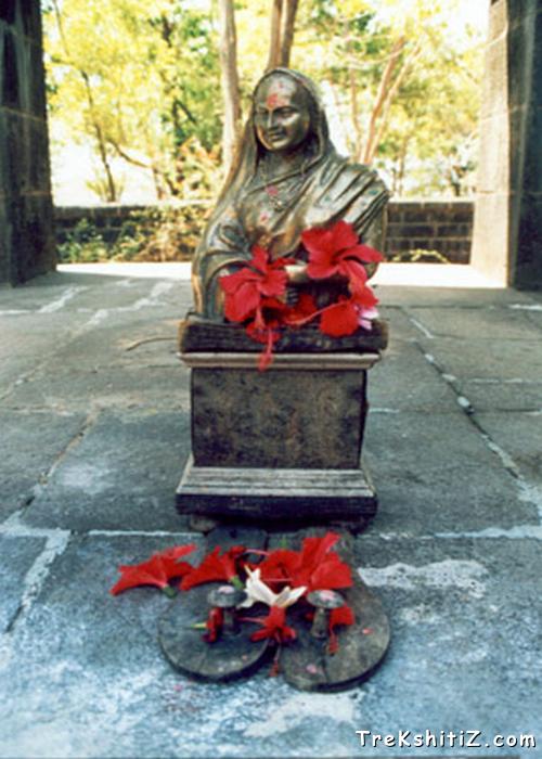 Jijamata Samadhi Pachad