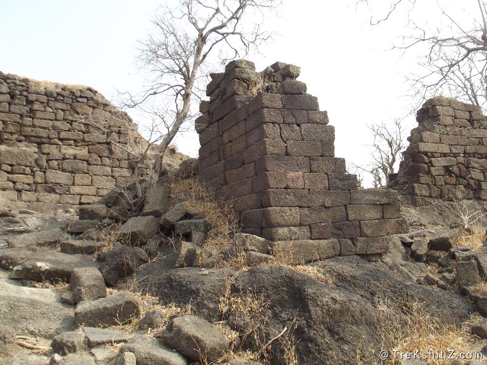 Sutonda(Naigaon Fort)