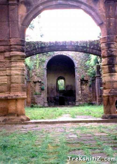 Church In Vasai Fort