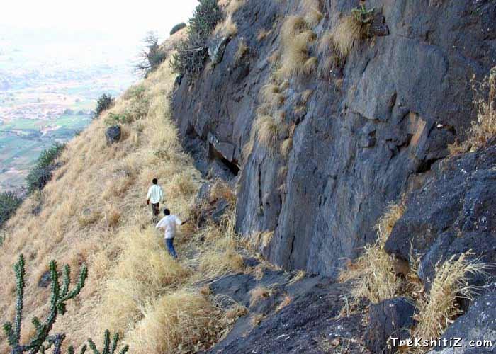 Caves on Kanhergad