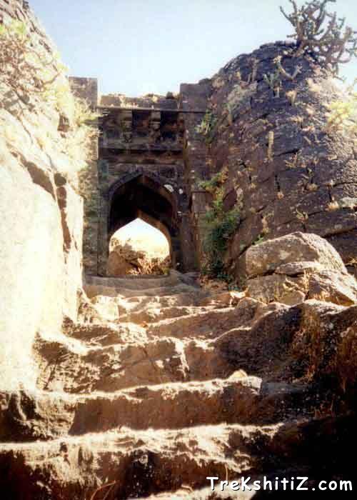 Salher - Entrance door